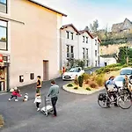 Ibis Centre サルラ・ラ・カネダ