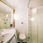 Ibis Centre 3*