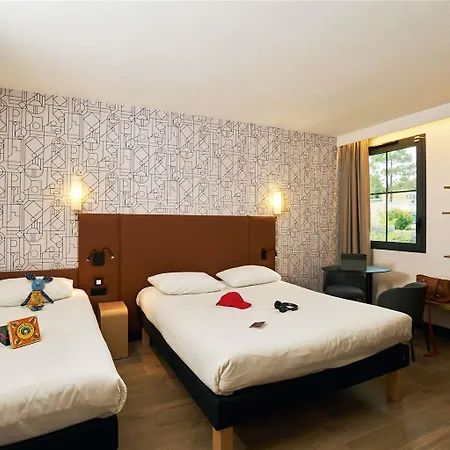 Ibis Centre 3*