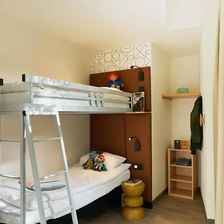 Otel Ibis Centre 3*