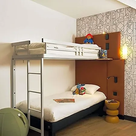 Ibis Centre 3*