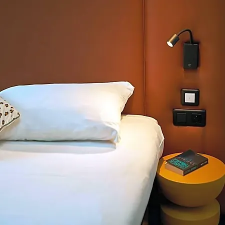 Ibis Centre Hotel