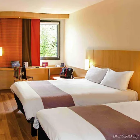 호텔 Ibis Centre 3*