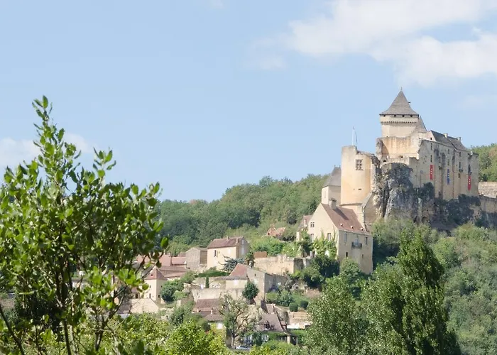 Ibis Centre Hotel 3*