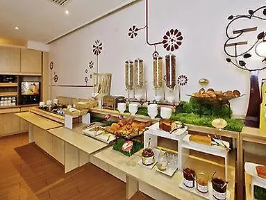 Hotel Ibis Centre 3*