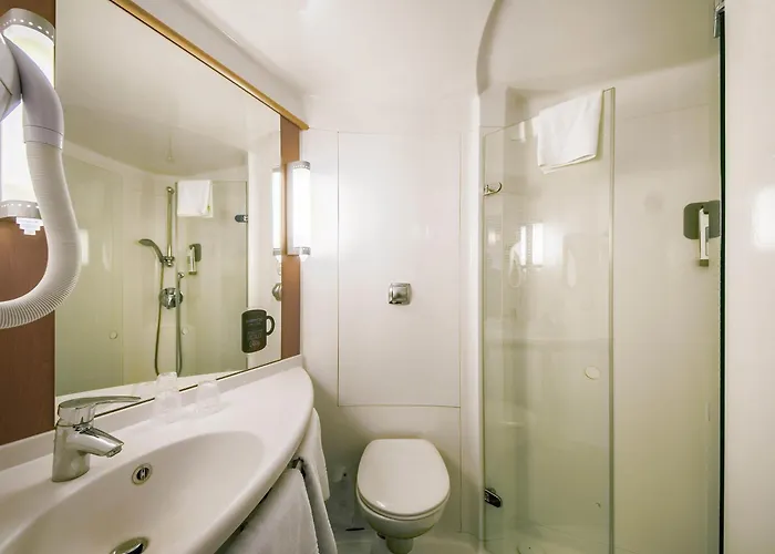 Ibis Centre Hotel