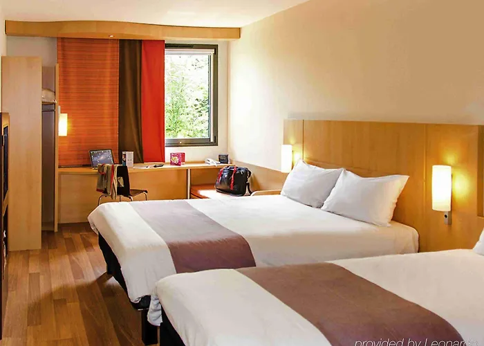 Hotel Ibis Centre 3*